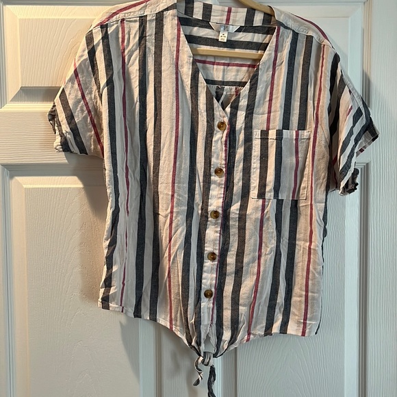 Time and Tru Short Sleeve Top - Picture 1 of 3